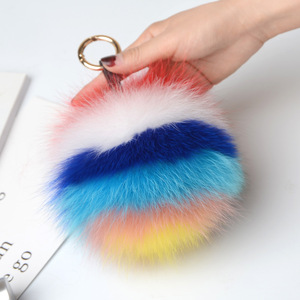 XJ Real <span class=keywords><strong>Fox</strong></span> Fur Pelt Fluffy and Soft Cute Pompom Design Llavero y decoraciones para bolsos Mayorista chino - Product Image 1