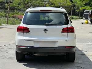 Volkswagen <span class=keywords><strong>Tiguan</strong></span> 300TSI automatique 2WD confort 2016 | VUS fiable et économe en carburant - Product Image 6