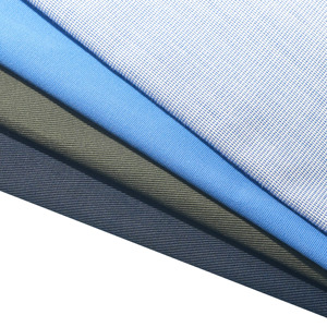 Eccellente Tessuto in Viscosa e Poliestere con Proprietà Antipiega Durevoli per Abiti da Uomo, Blazer e Abbigliamento Formale - Product Image 5