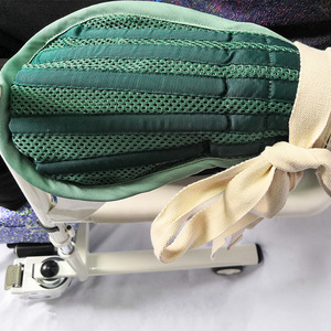 Gants anti-traction Yifule verts pour la fixation des mains des personnes âgées alitées, usage hospitalier et domestique - Product Image 2