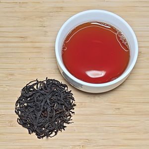 Alishan <b>Small</b> Leaf Cultivar Taiwan <b>Black</b> Tea Loose Leaf Original Tea Leaves Fruity Honey Flavor Tea 600g - Product Image 1