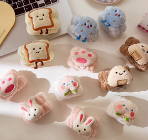 Nouveauté : Bracelets en microfibre mignons à motifs de dessins animés pour le lavage du visage, bandeaux anti-transpiration pour femmes et filles - Product Image 3