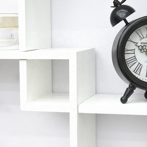 Étagère Murale Flottante Style Ferme Moderne, 4 <span class=keywords><strong>Cubes</strong></span>, Modules Ajustables et Entrecroisés, en <span class=keywords><strong>Bois</strong></span>, <span class=keywords><strong>Rangement</strong></span> Décoratif pour la Maison - Product Image 4