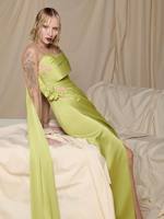 Robe de soirée trapèze en satin à col montant LM D369 Chartreuse, taille naturelle, appliques florales 3D en cristal, fente avant, robe de cérémonie