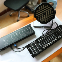SHTX Stage Light Universel 8CH DMX512 Répartiteur de Signal Distributeur d'amplificateur à 4 voies Sortie à 3 broches pour LED/Faisceau/Phares mobiles