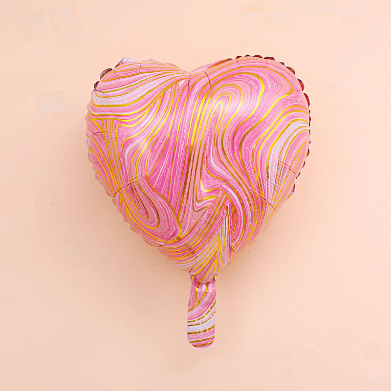 รักสีชมพู