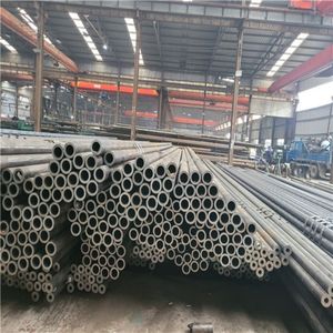 Bobina de Acero al Carbono Más Vendida, ASTM A106, Tuberías para Estructuras y Petróleo con Certificaciones GS, SABS y TISI - Product Image 2