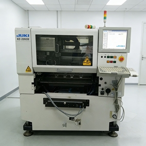 เครื่องจักรวางชิ้นส่วนอิเล็กทรอนิกส์ความเร็วสูง Juk KE-2060M ที่เชื่อถือได้ ผลิตในญี่ปุ่น เหมาะสำหรับสายการประกอบ PCB แบบผสมหลายประเภท - Product Image 6