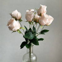 L-092 Vente en gros de roses artificielles en soie modernes faites à la main, 9 têtes, bouquet de fleurs artificielles, allée de mariage, Saint-Valentin