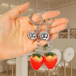 Porte-clés fraise en résine et acier inoxydable, accessoire décoratif portable pour clés, article cadeau - Product Image 4