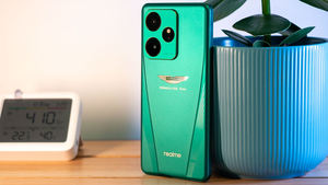 GT7 Dream Edition 6.8 ''FHD + 120Hz Amoled 50MP Caméra Dimensity 9400e 7000mAh Batterie 120W Charge Rapide 5G Smartphone - Product Image 5