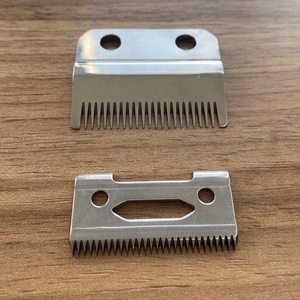 Cuchilla de Repuesto Profesional para Cortadora de Cabello, 2 Orificios, Tamaño Estándar, Cuchilla de Acero Inoxidable - Product Image 2