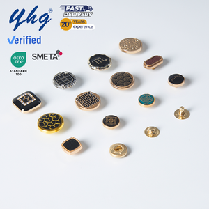 YHG di alta qualità quadrato rotondo in lega di zinco stampa oro 4 parti motivo Logo marchio personalizzato in metallo pulsante a pressione per vestiti - Product Image 1