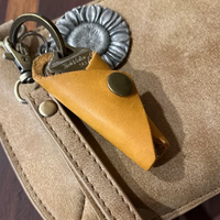 Porte-clés rétro en cuir véritable, cadeaux personnalisés pour motards, porte-clés mini simple, enveloppe de sac pour porte-clés
