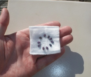 10 pierres précieuses de quartz drusy mystique vertes créées en laboratoire, taille poire, avec jeu de couleurs, 6x4x2mm chacune, pour la fabrication de bijoux - Product Image 2
