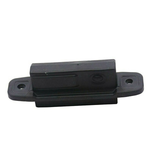Ouvre-coffre Toyota 84840-28040 Noir Pièce de rechange pour Land Cruiser LC200 - Product Image 1