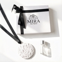 Diffuseur d'huiles essentielles en pierre céramique, désodorisant d'ambiance pour la maison, parfum pour voiture et armoire, ornement suspendu décoratif