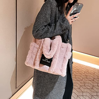 Sac fourre-tout pour femmes à la mode moelleux automne-hiver pochette de rangement poignée supérieure sac à main à bandoulière pour voyage travail doux confortable en peluche