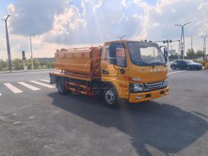 รถดูดฝุ่น JAC Jetting Vacuum Truck สำหรับส่งออก ยอดนิยม ใช้เครื่องยนต์ Yuchai 160 แรงม้า ทำความสะอาดด้วยแรงดันสูง และดูดตะกอน รถทำความสะอาดอเนกประสงค์ - Product Image 4