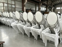 Chaises de banquet empilables portables en acier inoxydable durables pour villas, mariages, hôtels, événements et services de traiteur (vente en gros)