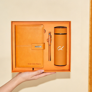 Ensemble de cadeaux d'affaires de luxe avec logo personnalisé, design moderne, gourde isotherme en acier inoxydable et carnet, tasse cadeau isotherme - Product Image 5