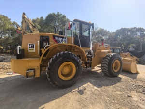 Chargeuse sur pneus Caterpillar CAT950GC d'occasion de haute qualité avec pompe hydraulique à vendre à bon prix - Product Image 2