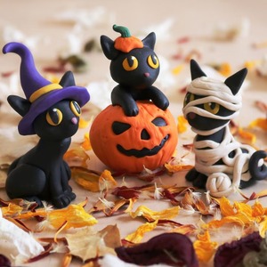 Adorno de Resina de Gatos de Halloween, Forma de Calabaza, Gato Bruja Zombi, Decoración de Interiores, Regalo de Halloween - Product Image 1