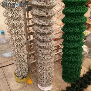 Dây Thép Mạ Kẽm Và PVC Coated Wire Mesh Fencing Chain Link Diamond 7ft 8ft Sân Bóng Rổ Đấu Kiếm 2 Inch Sân Thể Thao