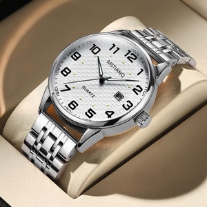 Montre à quartz élégante avec bracelet en acier - Product Image 5