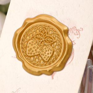 Sceau de cire multicouche personnalisé avec logo en relief, tampon de scellage rond en résine pour cadeaux et artisanat - Product Image 3