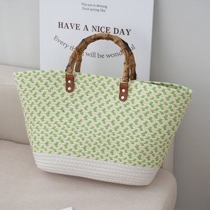 <span class=keywords><strong>Sac</strong></span> fourre-tout polyvalent <span class=keywords><strong>en</strong></span> polyester tressé avec poignée <span class=keywords><strong>en</strong></span> <span class=keywords><strong>paille</strong></span>, style rétro, pour femme, idéal pour la plage, fermeture ouverte, collection 2026, vente chaude - Product Image 1