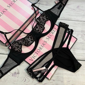 <span class=keywords><strong>Conjunto</strong></span> de lencería íntima VS <span class=keywords><strong>Victoria</strong></span>'s <span class=keywords><strong>Secret</strong></span> Passion con tirantes, corsé con varillas, ceñido a la cintura y efecto push-up para busto pequeño - Product Image 3