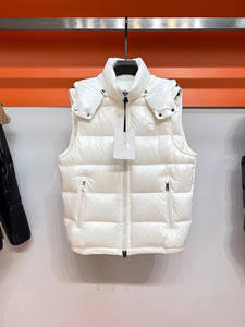 Nuevo Chaleco de Alta Gama Europeo con Capucha y Cuello Alto, Marca M, para Hombre y Mujer, Diseño Informal y Versátil, Chaleco de Plumón para Invierno - Product Image 6