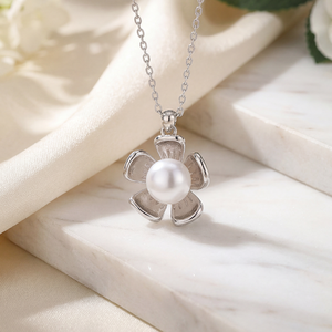 Collier pendentif en cuivre avec fleur à cinq pétales et perle d'eau douce, bijou floral minimaliste en métal massif pour femme - Product Image 5
