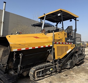 آلة رصف الطرق SAP60C-6 عالية القدرة من كامنز لعام 2021، آلة رصف الأسفلت والخرسانة بعرض 6 أمتار مع ملحقات رصف الأسمنت المستعملة - Product Image 2