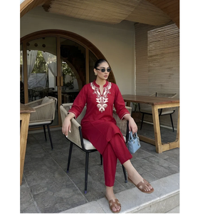 Radiant <b>Red</b> Embroidered Kurta Pant Set Elegant Ethnic Wear for Festive Party Wedding and Traditional Occasion - Product Image 3