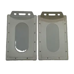 <span class=keywords><strong>Porte</strong></span>-<span class=keywords><strong>badge</strong></span> <span class=keywords><strong>transparent</strong></span> avec système de libération par encoche flexible et fentes pour carte d'identité, pour le personnel scolaire - Product Image 1