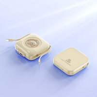 Nouvelle conception Portable petite banque d'alimentation de secours 10000mah 20000mah charge rapide câbles intégrés pour les cadeaux