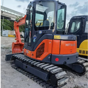 Excavatrice Hitachi 55 d'occasion, très demandée, fiabilité garantie, pelle hydraulique sur chenilles japonaise pour projets de terrassement et de construction - Product Image 5