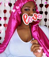 Bonnet en satin extra large pour femmes, avec bande ajustable, idéal pour les tresses et les cheveux longs