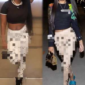 Peeqi 8973 2025 pakaian desainer terkenal musim panas cetak bulan 2 potong set celana pendek olahraga setelan kasual wanita Streetwear - Product Image 2