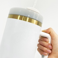Lot de 20 gobelets blancs H2.0 de 40 oz avec revêtement en poudre et poignée, plaqués or, pour gravure 40GOLDH20DD – Expédition depuis l'entrepôt américain