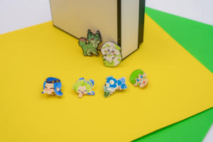 Count Dracula Fish Face Monsters Insignias de aluminio impresas UV Regalos de negocios Tipo de artesanía de metal Alfileres de esmalte de aleación - Product Image 5