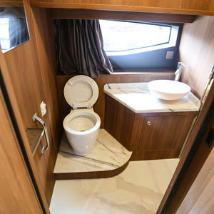 Yate deportivo de lujo Kinlife 2025 con cabina y cocina personalizable para cruceros de fiesta de pesca y <span class=keywords><strong>casco</strong></span> de aluminio de vacaciones - Product Image 6