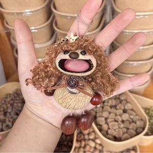 Adorable poupée de dessin animé à grande bouche en forme de coquille de noix, <span class=keywords><strong>porte</strong></span>-clés hochet fait main, breloque mignonne pour sac à dos, décoration à suspendre pour voiture, cadeau - Product Image 4