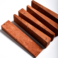Carreaux de céramique antidérapants 3D trapézoïdaux mats rouge terre cuite de style moderne 45x210mm pour façades de bâtiments hôteliers ; Personnalisation