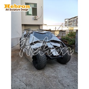 Escultura de Metal Abstracta para Exteriores, Acero Inoxidable con Acabado Espejo, Personalizada, Escultura de Auto Accidentado de Acero Inoxidable, Auto de <span class=keywords><strong>Batman</strong></span> - Product Image 3