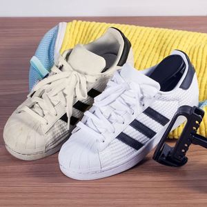 Bolsa de Lavandería para Zapatos de Poliéster Duradera de Primera Calidad con Cierre y Hormas Ajustables para Lavadora - Uso en Casa/Dormitorio/Viajes - Product Image 4