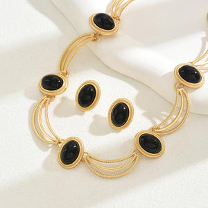 2025 vente en gros nouveau haute qualité Style Vintage déclaration bijoux or tonique noir pierre collier boucle d'oreille ensemble - Product Image 4