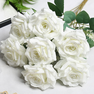 Bouquet de 7 roses artificielles en soie Lichao, décoration de mariage, accessoires faits à la main pour intérieur et extérieur - Product Image 3